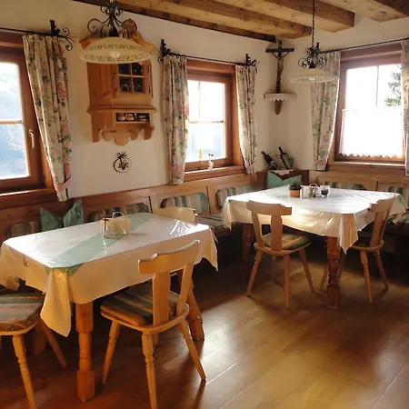 ホームステイ Spielbichlhof ミッタージル